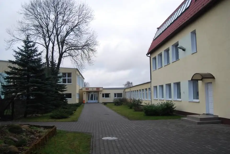 Międzynarodowy Dzień Kropki w grupie „Pszczoły” – kreatywna zabawa i nauka