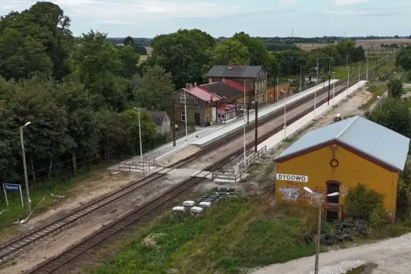Kolejne utrudnienia na trasie Białogard–Kołobrzeg. Remont torów wchodzi w kolejny etap