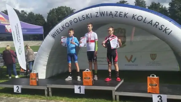 Szymon Szafran z SP4 Kołobrzeg zdobywa brązowy medal Mistrzostw Polski w kolarstwie torowym