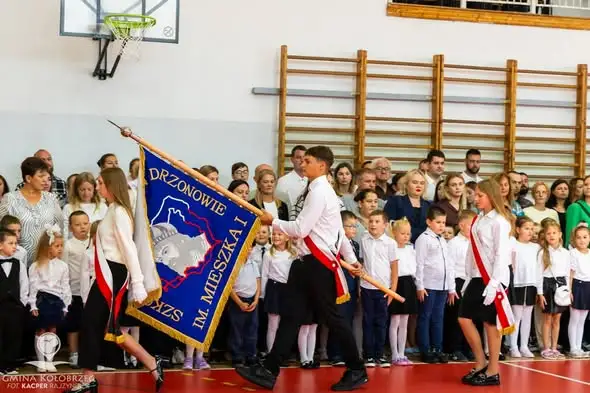 Uroczyste rozpoczęcie roku szkolnego 2026/2027 w SP Drzonowo