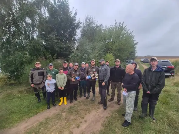 Zawody feederowe Koła PZW Drzonowo na Czarnym Stawie w Niekaninie