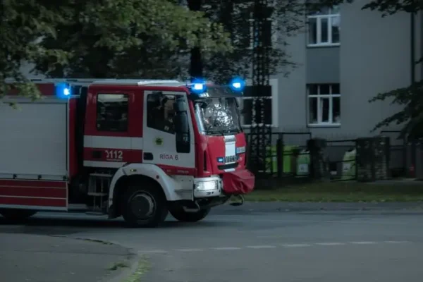 Gościno: strażacy z OSP pomogli policji otworzyć mieszkanie